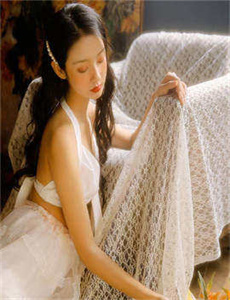 《婚礼mv-A片放荡少妇高潮喷水小说》