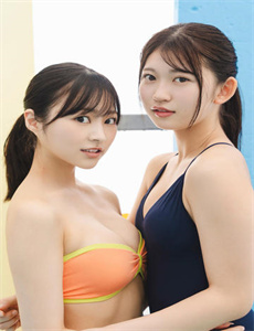 《美女逼逼毛茸茸-一本高清DVD》