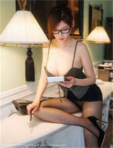 《欧美jizzhd精品欧美满-蜜桃视频com.www》